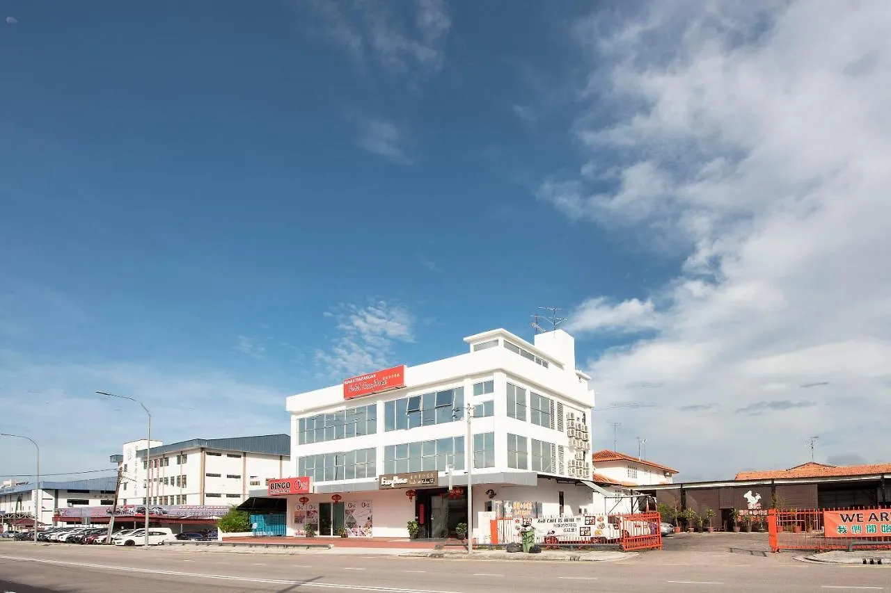 Capital O 90447 Hotel Ezzyhome Kebun Teh Johor Bahru