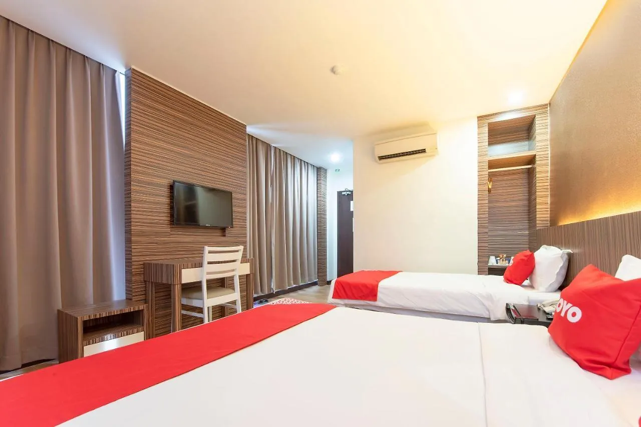 Capital O 90447 Hotel Ezzyhome Kebun Teh Johor Bahru
