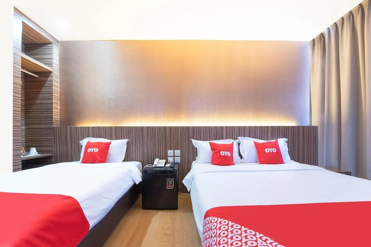 Capital O 90447 Hotel Ezzyhome Kebun Teh Johor Bahru